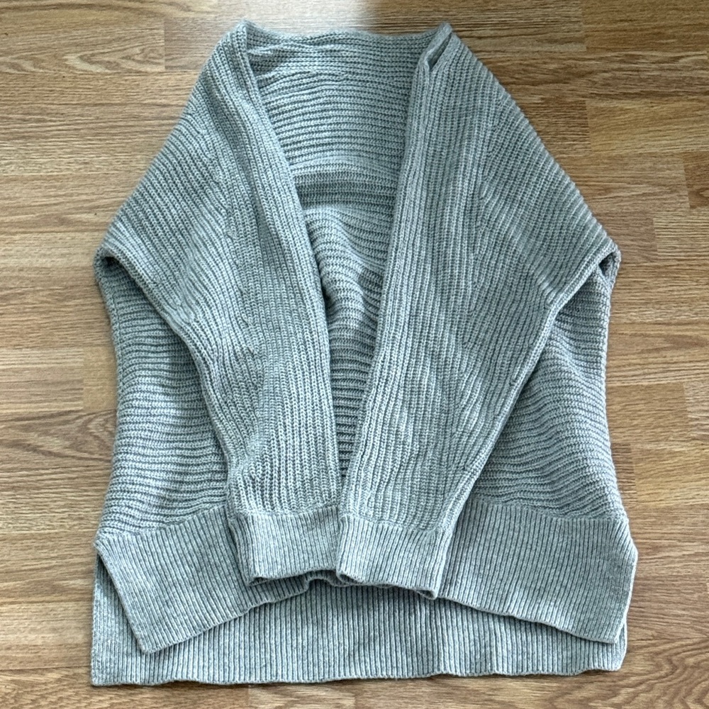 Lou & Grey Ribbed Gray boatneck Sweater